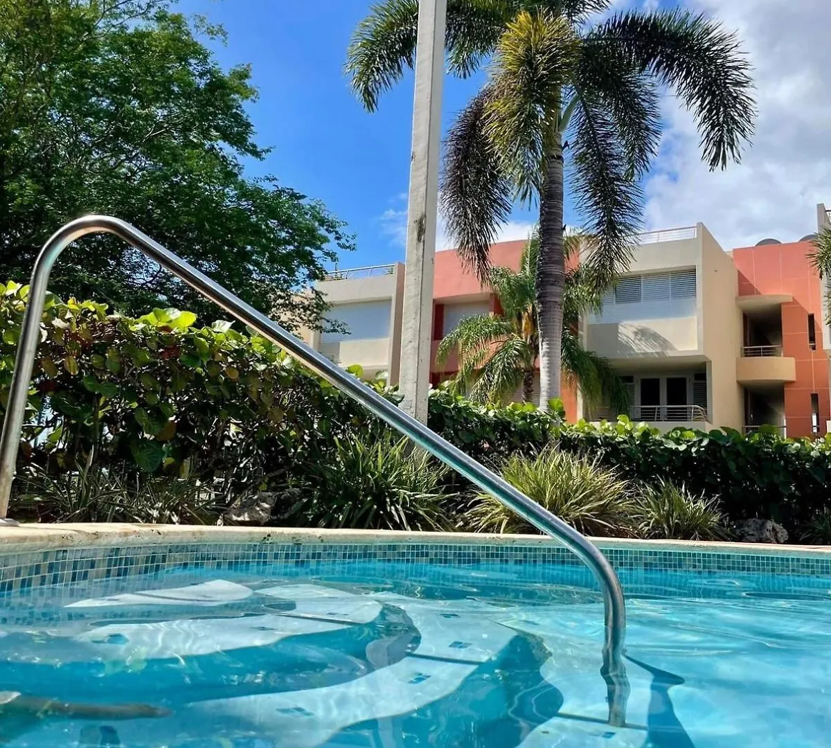 Close To Combate Beach, El Poblado And Restaurants Pole Ojea